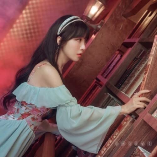 Lee So Yeah album cover featuring a woman by a piano.