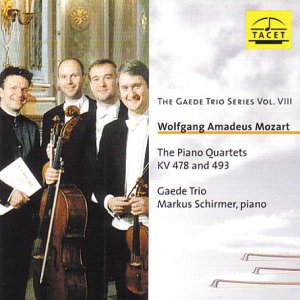 CD cover featuring four musicians with instruments, Mozart's name, and a yellow logo.