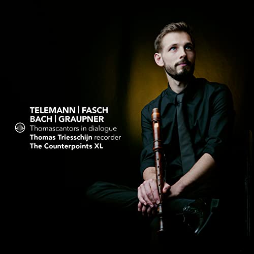 Man holding a recorder, album cover for "Thomascantors In Dialogue.