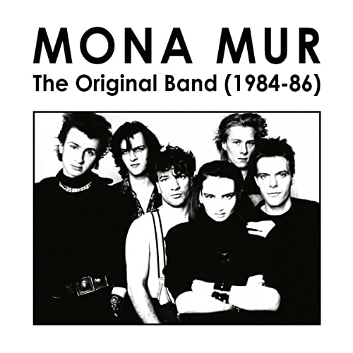 Black and white photo of five young adults, the band Mona Mur.