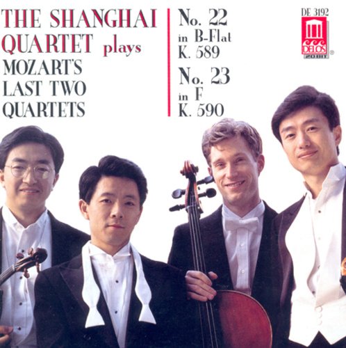 CD cover featuring the Shanghai Quartet, playing Mozart quartets.