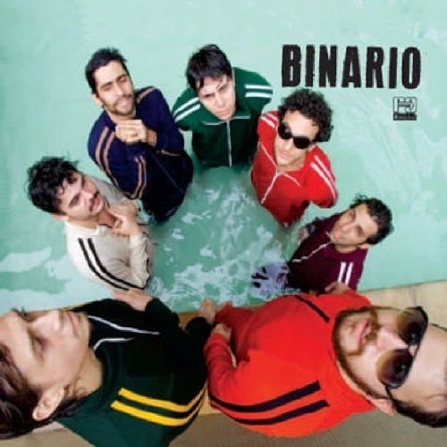 "Album cover featuring six men in tracksuits, lying on the floor, with 'Binario' text."