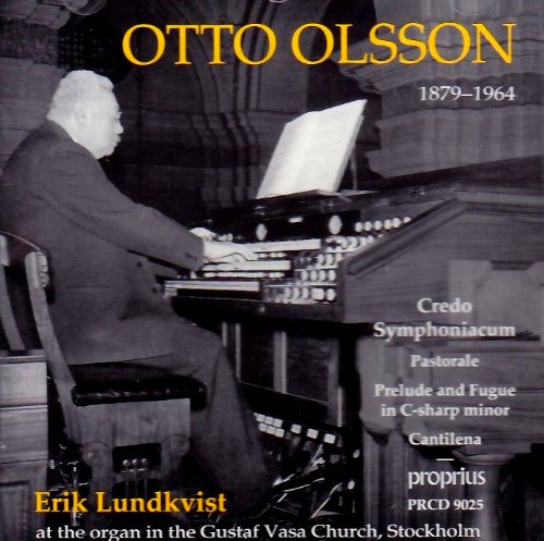 Black and white photo of organist Erik Lundkvist at the organ.