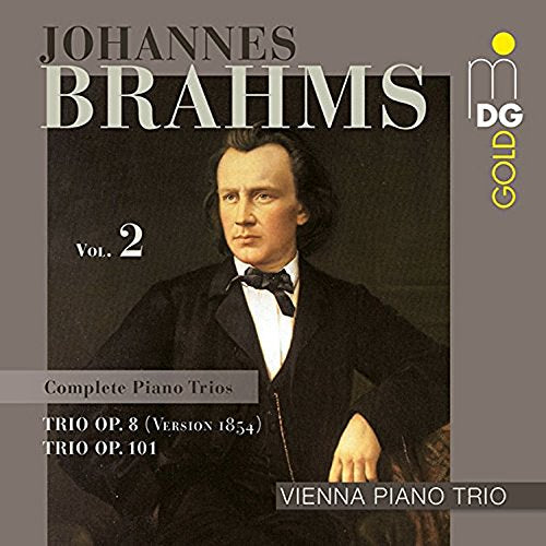 CD cover featuring portrait of Johannes Brahms in formal attire against a dark background.