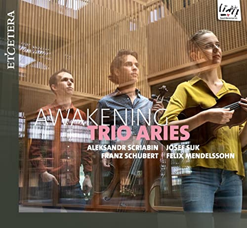 CD cover featuring Trio Aries musicians with string instruments.