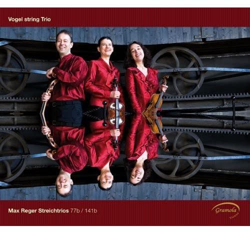 CD cover featuring three musicians with string instruments, mirrored effect.