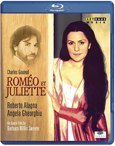 "Blu-ray case cover featuring a man and woman, titled 'Romeo et Juliette'."