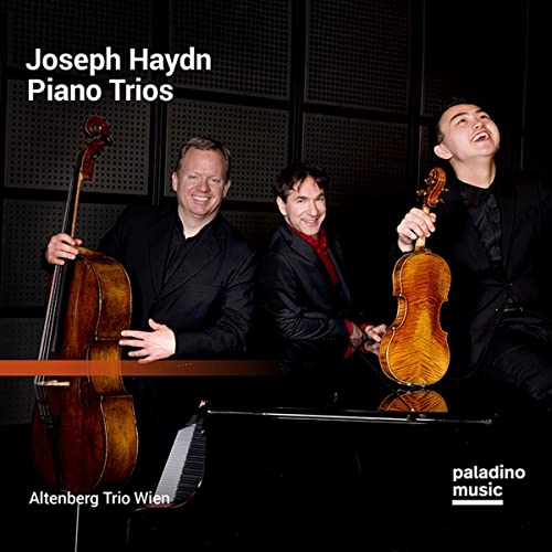 CD cover featuring the Altenberg Trio Wien, a cello, and violins.