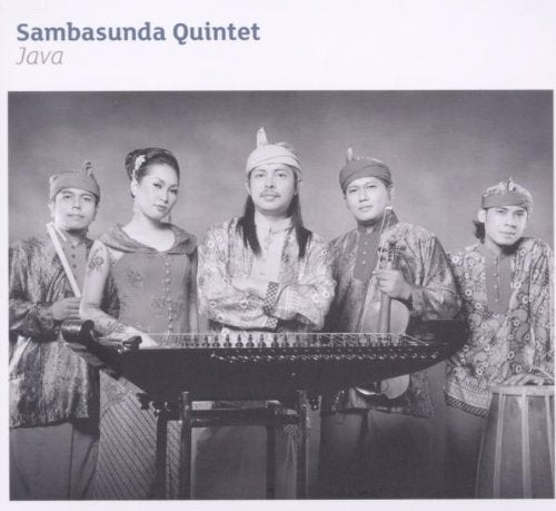 "CD cover featuring a black-and-white photo of five musicians in traditional attire."