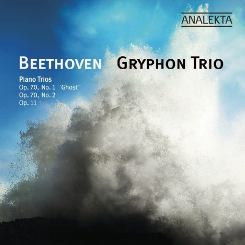 CD cover featuring Beethoven's Piano Trios with a cloudy sky background.