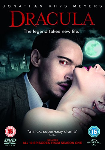 DVD cover for "Dracula" featuring a man biting a woman's neck under a full moon.