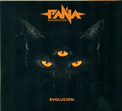 CD cover: black cat with three glowing orange eyes, text "EVOLUCIÓN".
