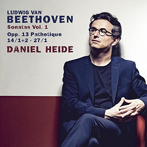 CD cover featuring pianist Daniel Heide and text "Beethoven: Sonatas Vol. 1".