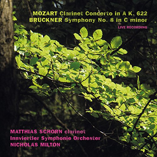 CD cover with green foliage and text describing Mozart's Clarinet Concerto.