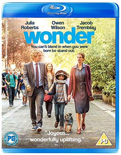 Wonder" Blu-ray cover featuring a family walking with a child in a helmet.