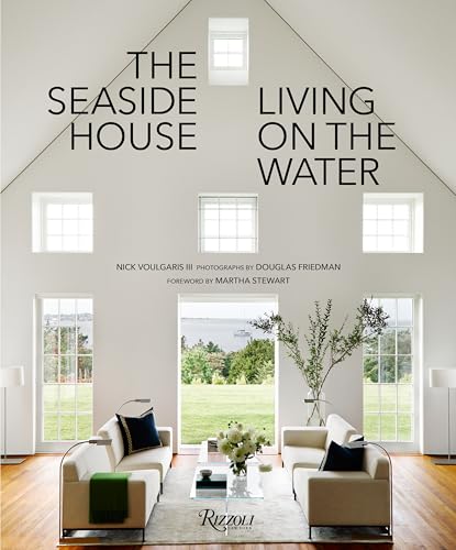 The Seaside House :  Living on the Water