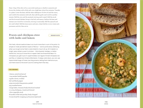 A Year on the River : A Boater’s Guide to Growing, Foraging, Storing and Cooking