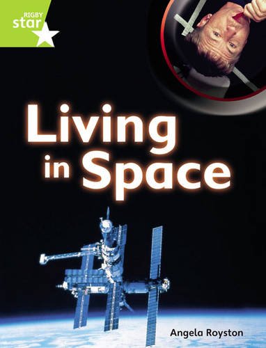 Rigby Star Guided Quest PlusLime Level: Living In Space ~Pupil Book (single) (STARQUEST)
