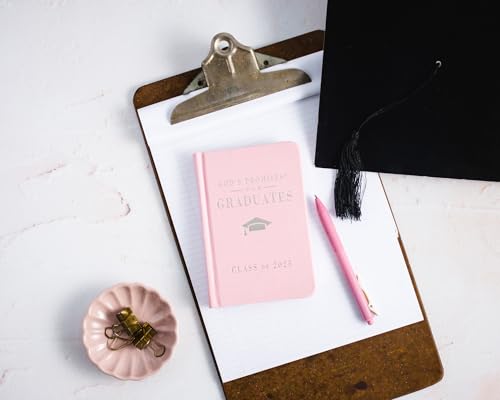 God's Promises for Graduates: Class of 2025 - Pink NKJV : New King James Version