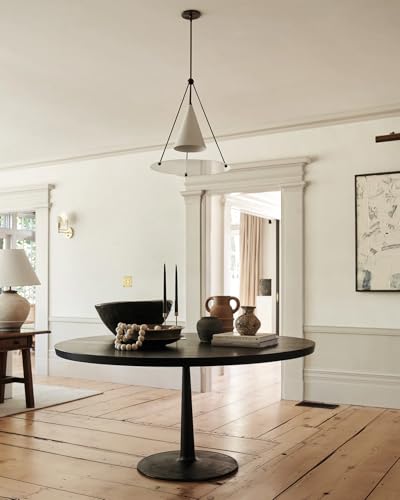 The Feminine Touch : 33 Interior Designers Defining Tomorrow