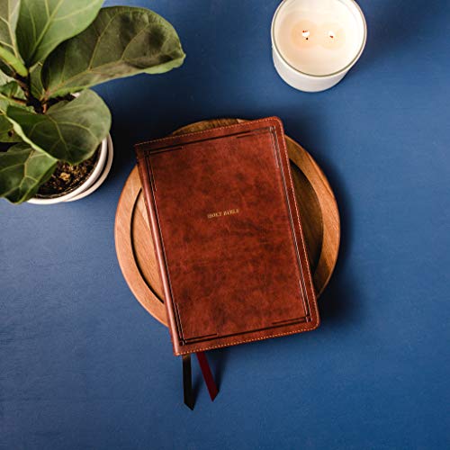 NKJV, Thinline Bible, Large Print, Leathersoft, Brown, Red Letter, Comfort Print : Holy Bible, New King James Version