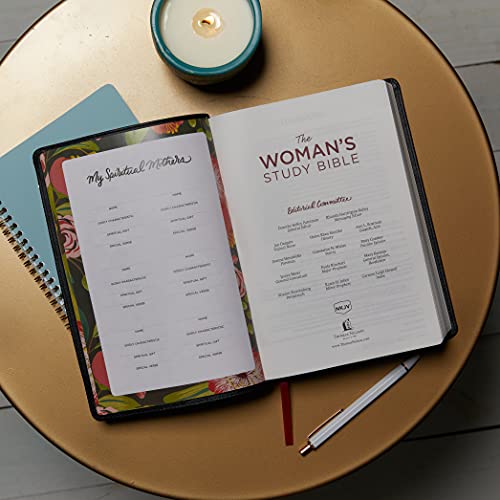 NKJV, The Woman's Study Bible, Cloth over Board, Pink Floral, Red Letter, Full-Color Edition : Receiving God's Truth for Balance, Hope, and Transformation