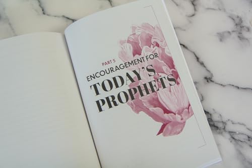 Knowing God's Voice : What Female Prophets of the Bible Teach Us About Recognizing, Trusting, and Obeying God