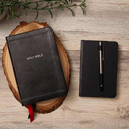 NKJV, Thinline Bible, Compact, Leathersoft, Black, Red Letter, Comfort Print : Holy Bible, New King James Version