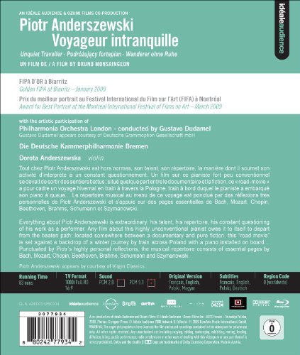 Unquite Traveller [BLU-RAY]