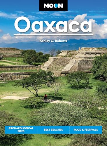 Travel guide cover featuring Monte Albán archaeological site in Oaxaca, Mexico.
