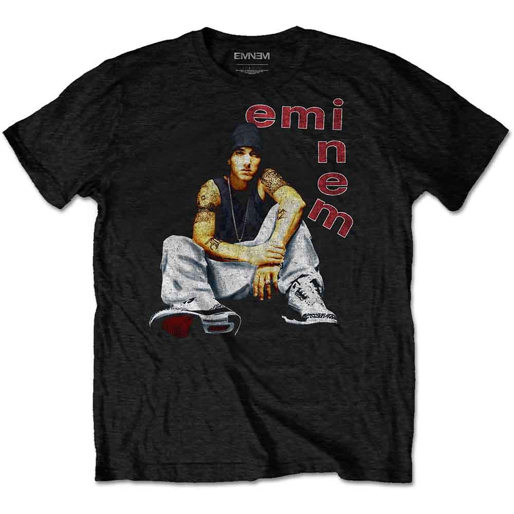 Black t-shirt with a portrait of Eminem in a distressed graphic.
