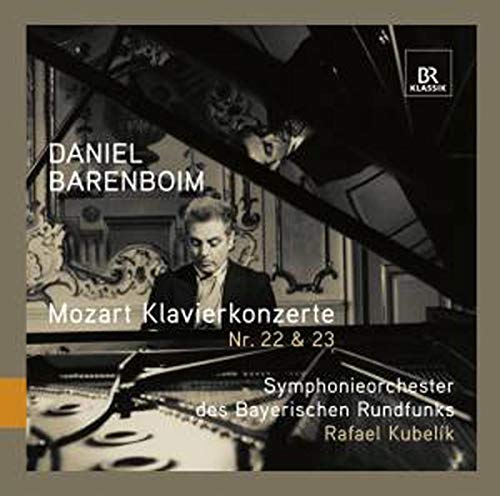 CD cover featuring pianist Daniel Barenboim in a formal setting.