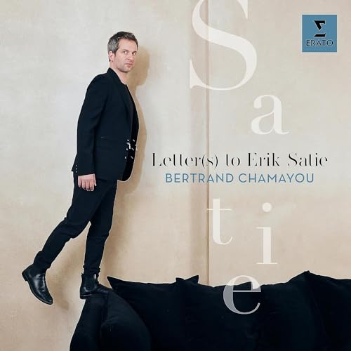 Bertrand Chamayou portrait on album cover for Erik Satie compositions.