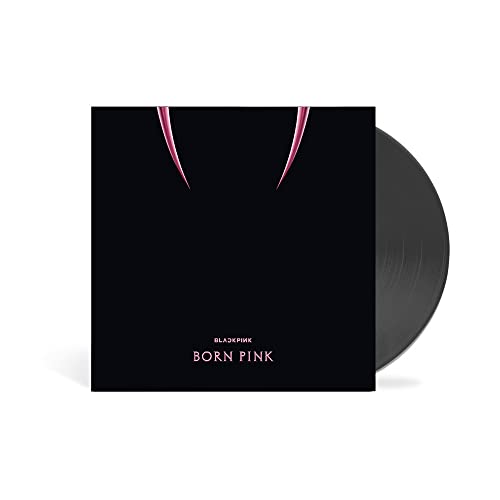 BLACKPINK “BORN PINK” vinyl record with black cover and pink design.