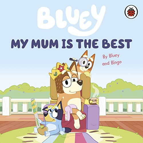 Bluey and Bingo with their mum, wearing a flower crown.