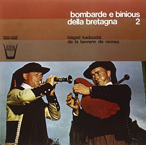 Vinyl album cover featuring two men playing traditional Breton wind instruments.