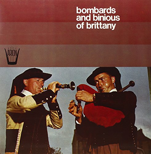 Record cover featuring two Breton musicians playing traditional instruments.