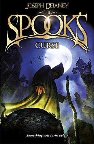Book cover: dark fantasy scene with hooded figure and full moon.