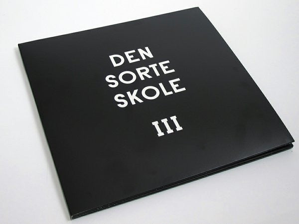 Black vinyl record album with white text: "DEN SORTE SKOLE III".