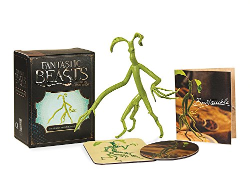 Green, bendable Bowtruckle figure with book and cards from Fantastic Beasts.