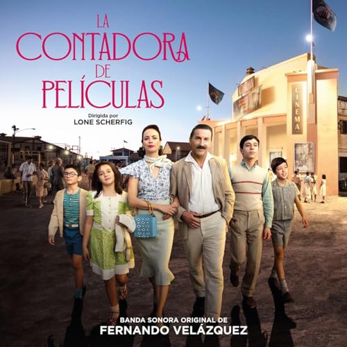 CD cover for "La Contadora De Peliculas" featuring a family in front of a cinema.