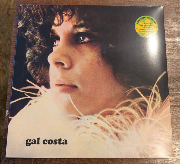 Vinyl record cover featuring a close-up portrait of Gal Costa wearing a feather boa.