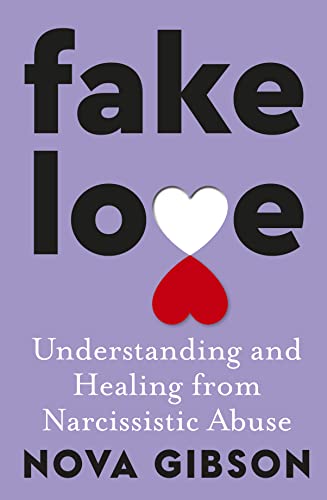Book cover with the title “Fake Love” and two overlapping hearts.