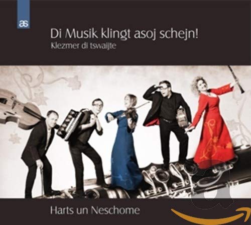 CD cover featuring five musicians performing Klezmer music on instruments.
