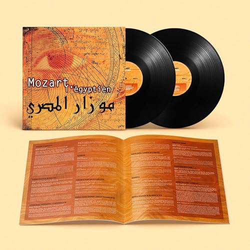 Vinyl record of "Mozart L'égyptien" with album art and open booklet.