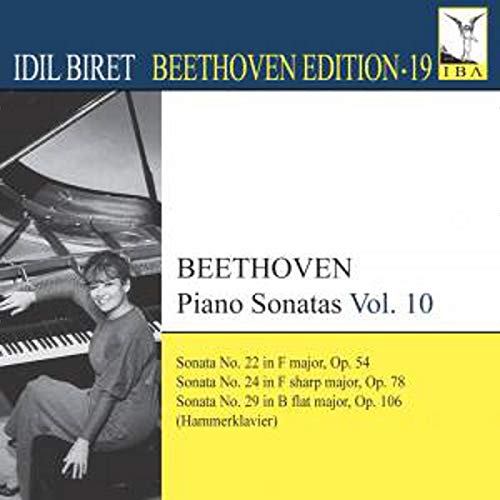 CD cover: Idil Biret at a piano, text lists Beethoven piano sonatas.