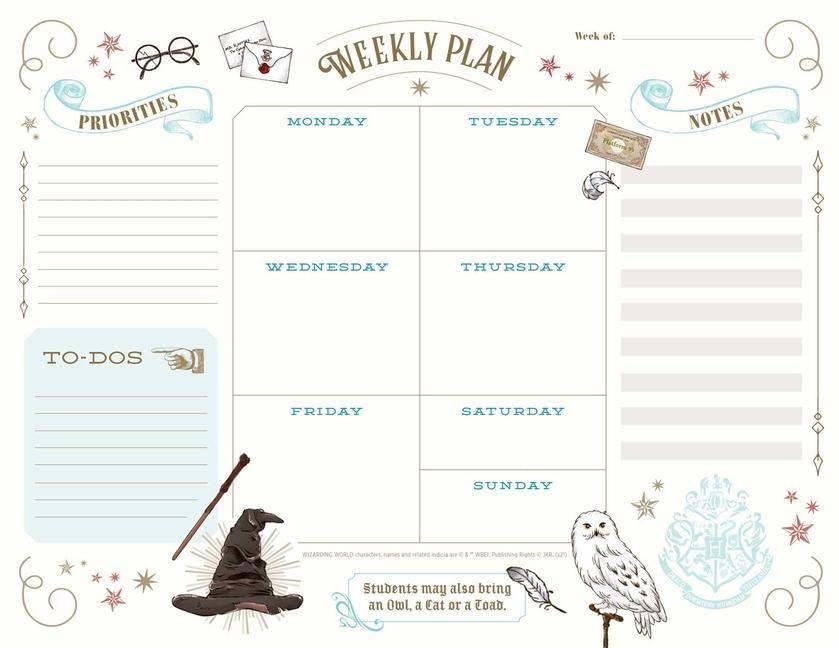 Harry Potter themed weekly planner notepad with illustrated magical objects.