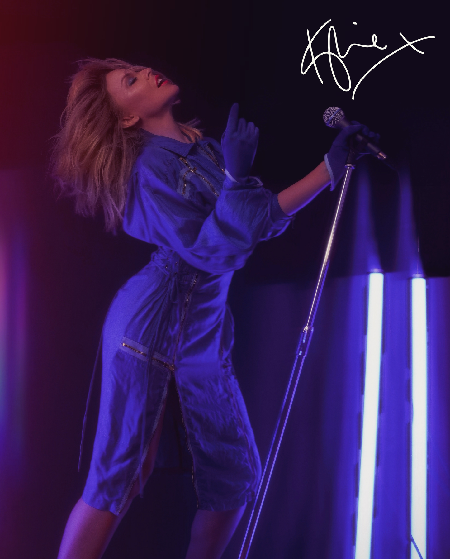 Kylie Minogue - Kylie Christmas [VINYL] with Signed Print*