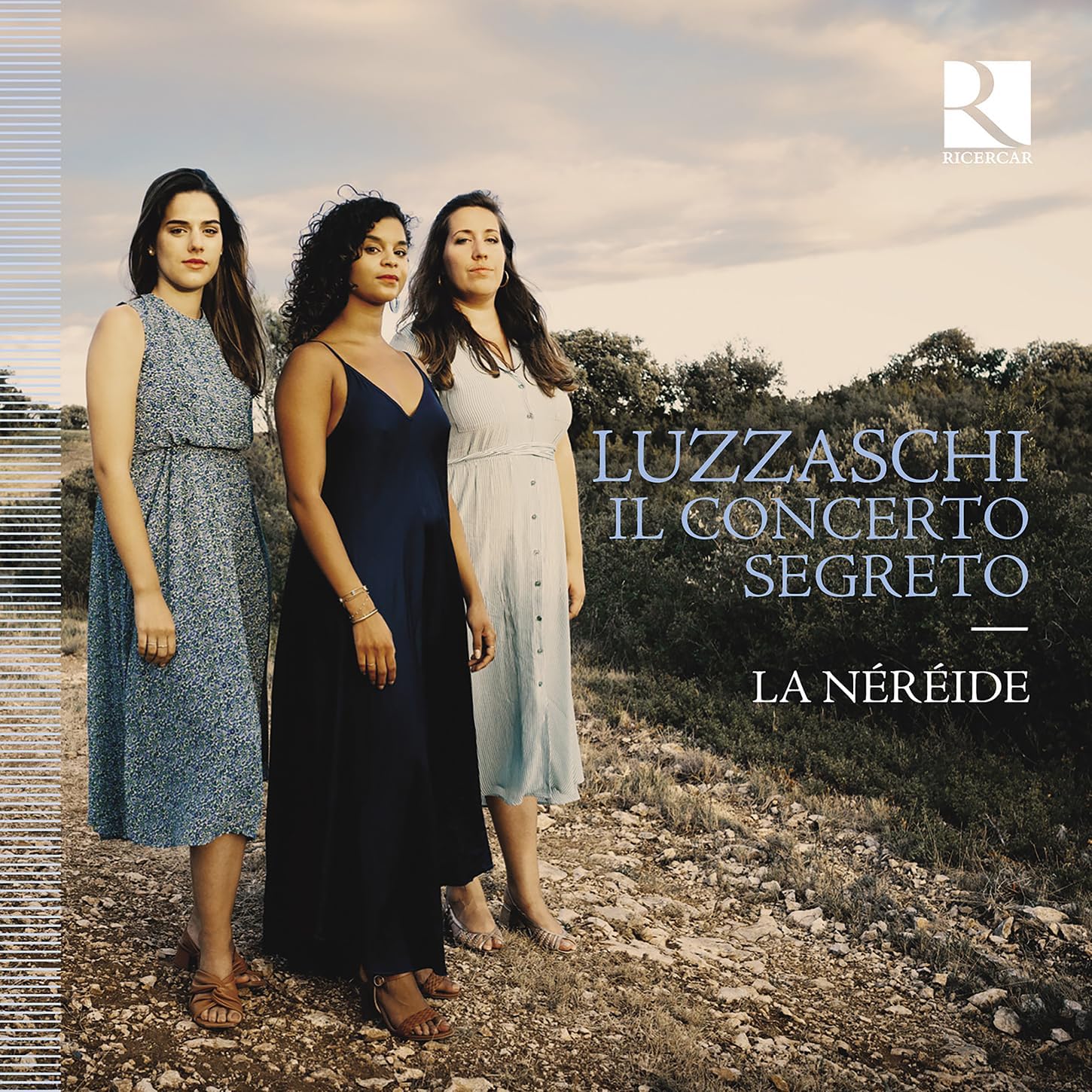 CD cover: three women standing in a field with text "Luzzaschi".