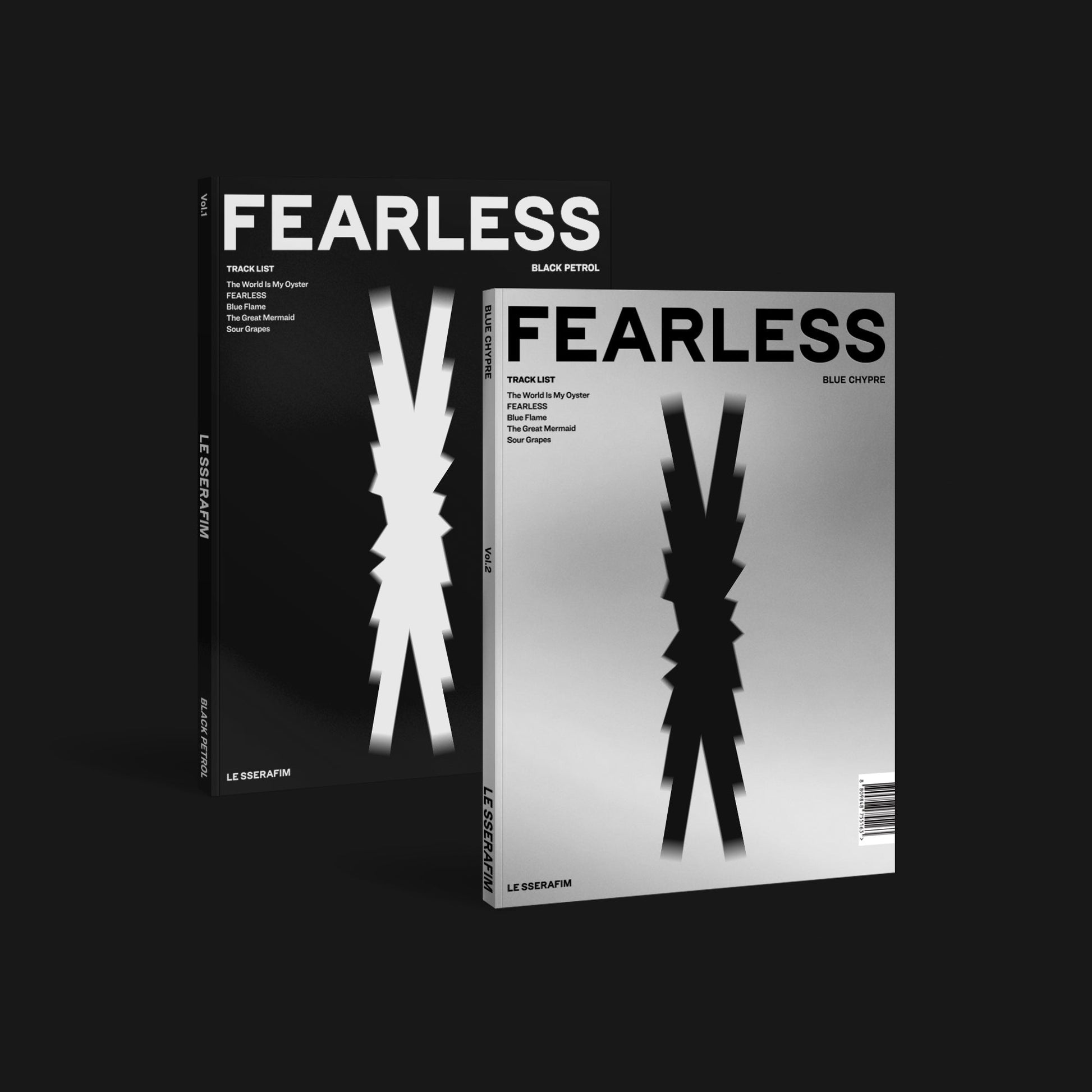 LE SSERAFIM “FEARLESS” vinyl album cover with black and white graphic design.